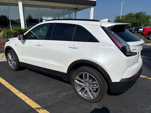 Used 2023 Cadillac XT4 Sport AWD/4WD image 4