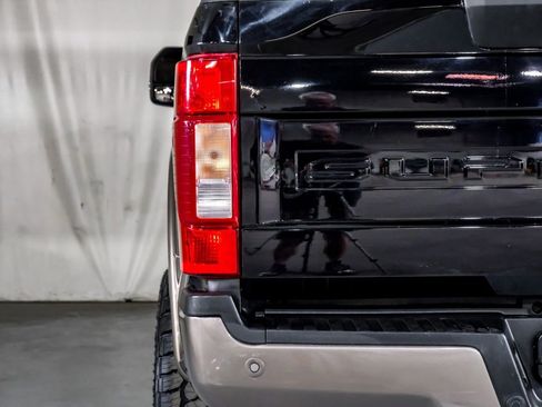 Used 2020 Ford F350 Lariat w/ Lariat Ultimate Package image 42