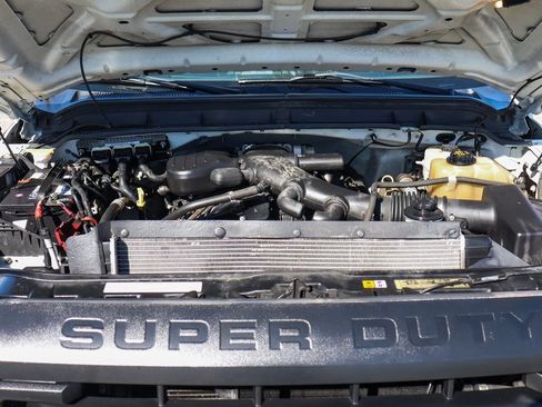 Used 2012 Ford F550 2WD Regular Cab Super Duty w/ PWR Equipment Group image 17