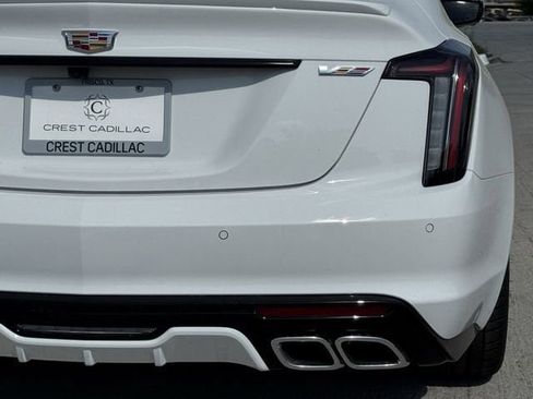 New 2026 Cadillac CT5 V image 5