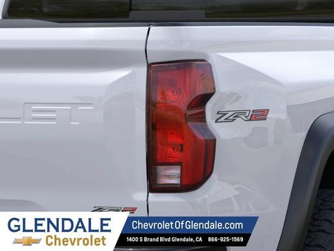 New 2026 Chevrolet Colorado ZR2 w/ Technology Package AWD/4WD image 7