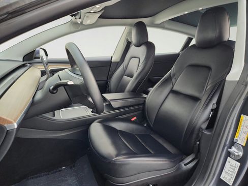 Used 2023 Tesla Model 3 Standard Range RWD image 17