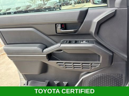 Used 2025 Toyota Tacoma SR image 19