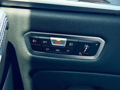 Used 2020 BMW X7 xDrive40i w/ Premium Package AWD/4WD image 38