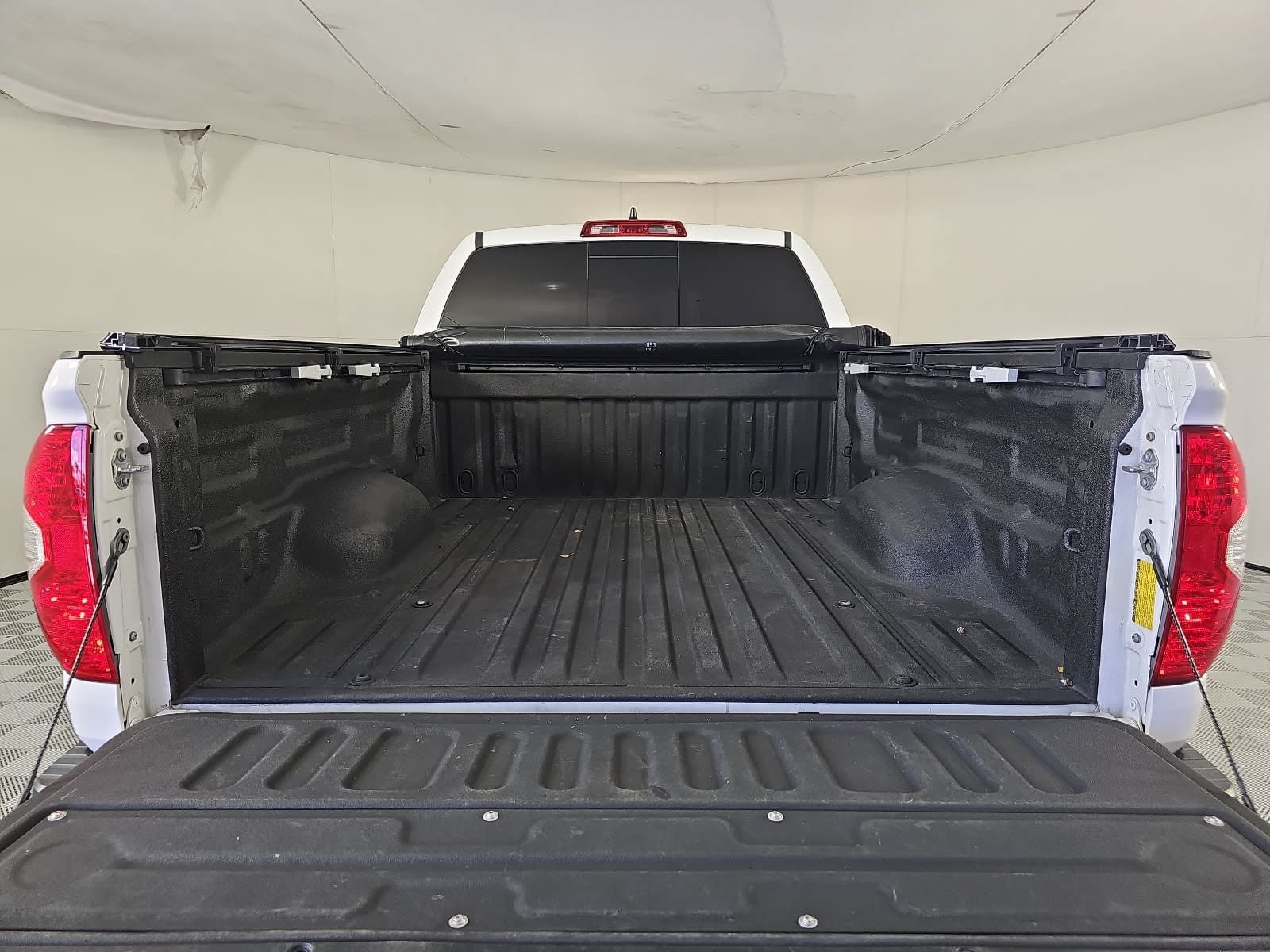 Used 2021 Toyota Tundra SR5 RWD image 12