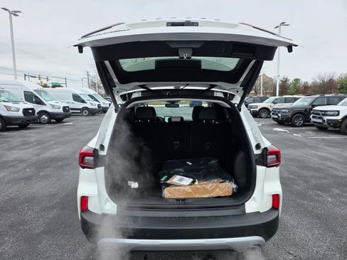 New 2026 Ford Escape Platinum w/ Premium Technology Package image 9