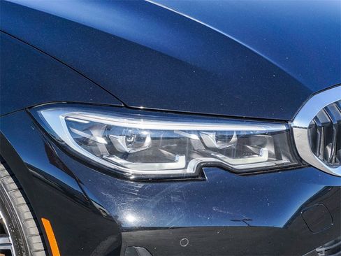 Used 2022 BMW 330e 330e iPerformance w/ Premium Package image 10