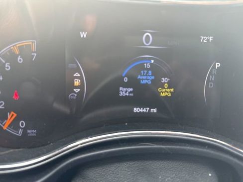 Used 2018 Jeep Grand Cherokee Trailhawk w/ Trailhawk Luxury Group image 15