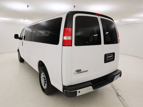 Used 2024 Chevrolet Express 3500 LT w/ LT Preferred Equipment Group image 21