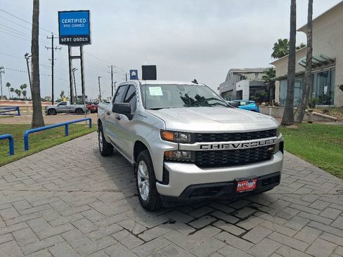 Used 2022 Chevrolet Silverado 1500 Custom w/ Safety Confidence Package RWD image 1