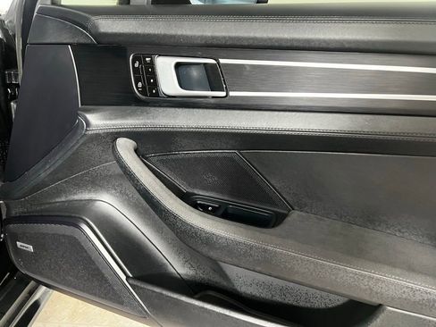 Certified 2020 Porsche Panamera GTS image 18