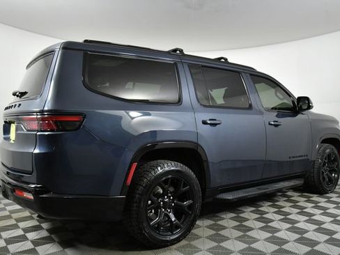 Used 2024 Jeep Wagoneer Series II image 10