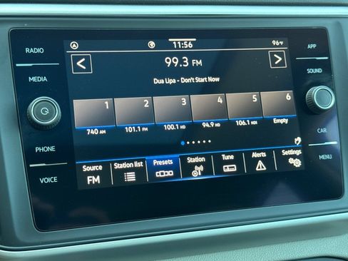 Used 2021 Volkswagen Atlas SE w/ Panoramic Sunroof Package FWD image 22