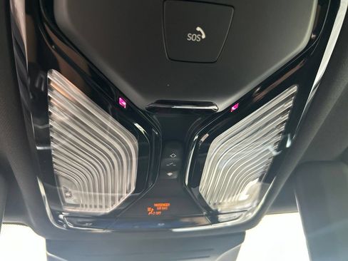 Used 2024 BMW X5 M60i AWD/4WD image 53