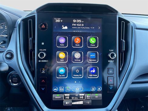 Used 2025 Subaru Crosstrek 2.5i Limited w/ Crosstrek Mirror Package image 14