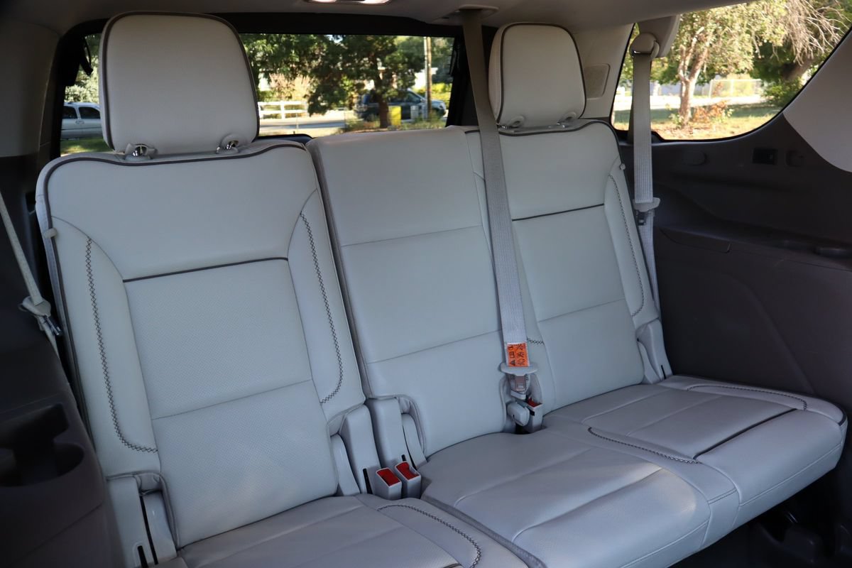 Used 2021 GMC Yukon Denali w/ Denali Premium Package AWD/4WD image 22