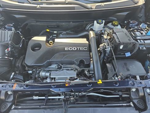 Used 2021 Chevrolet Equinox Premier image 33