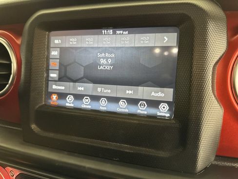 Used 2021 Jeep Wrangler Unlimited Rubicon AWD/4WD image 20