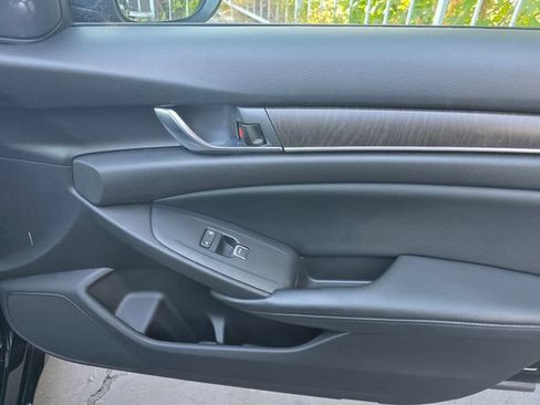 Used 2018 Honda Accord EX-L image 24