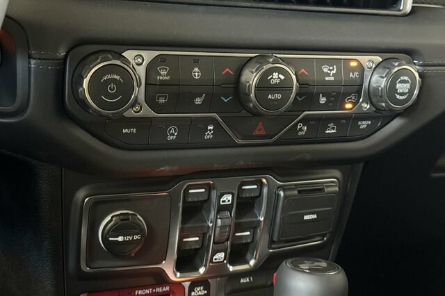 New 2026 Jeep Wrangler Unlimited Rubicon AWD/4WD image 18