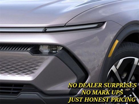 New 2026 Chevrolet Equinox EV LT image 10