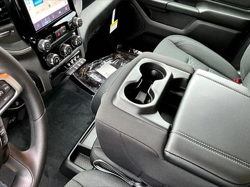 New 2025 RAM 1500 Tradesman w/ Off Road Group image 8