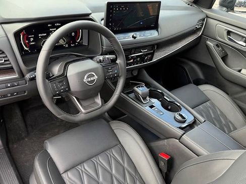 New 2026 Nissan Rogue Platinum w/ Platinum Premium Package image 10