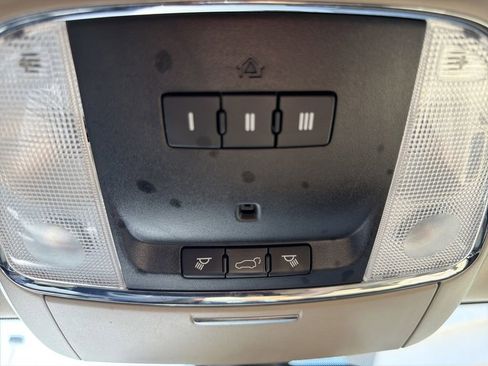 Used 2018 Jeep Grand Cherokee Limited image 36