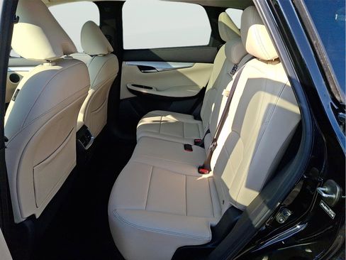Used 2020 INFINITI QX50 Luxe w/ Cargo Package image 10