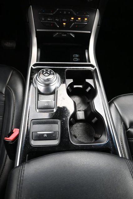 Used 2020 Ford Edge SEL FWD image 12
