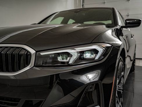 New 2026 BMW 330i xDrive Sedan w/ Premium Package AWD/4WD image 15