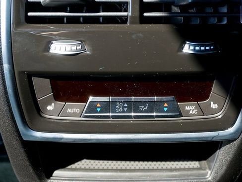 New 2026 BMW X7 M60i w/ Executive Package image 17