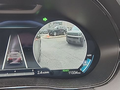 Used 2025 Genesis Electrified GV70 Prestige w/ Prestige Package image 12