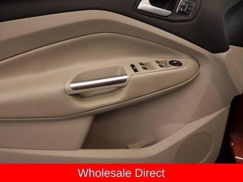 Used 2015 Ford Escape Titanium w/ Equipment Group 301A AWD/4WD image 9
