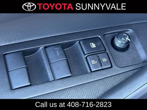 Used 2026 Toyota Corolla LE w/ LE Premium Package image 17