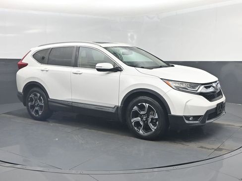 Used 2019 Honda CR-V Touring image 1