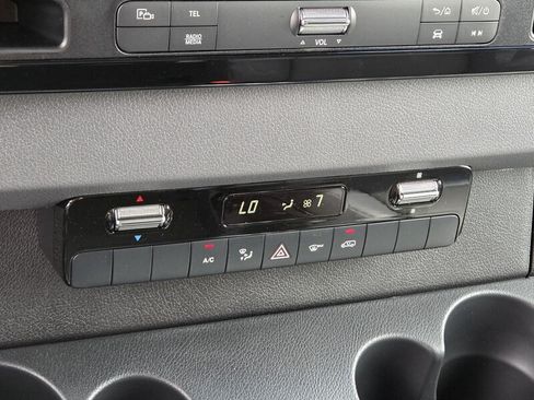 New 2026 Mercedes-Benz Sprinter 2500 image 31