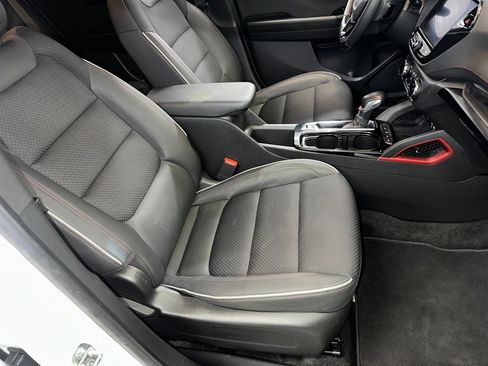 Certified 2022 Chevrolet TrailBlazer RS w/ Technology Package image 32