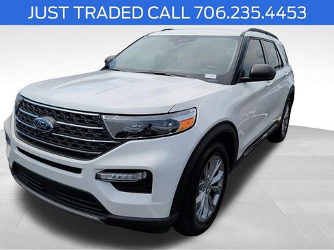 Used 2024 Ford Explorer XLT w/ Equipment Group 202A RWD image 1