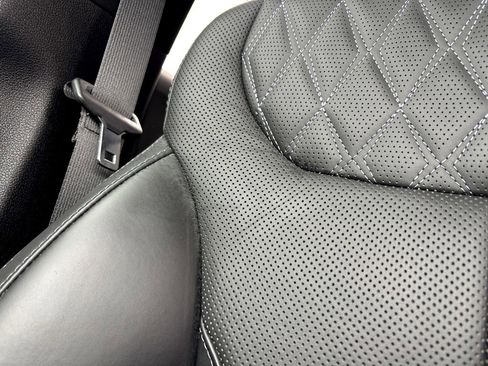 Used 2023 Hyundai Santa Fe Calligraphy image 5