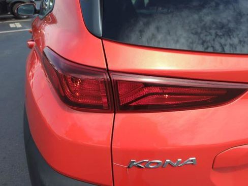 Used 2019 Hyundai Kona SEL FWD image 18