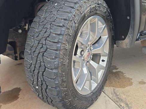 Used 2018 GMC Sierra 1500 SLT w/ Texas SLT Premium Package image 32