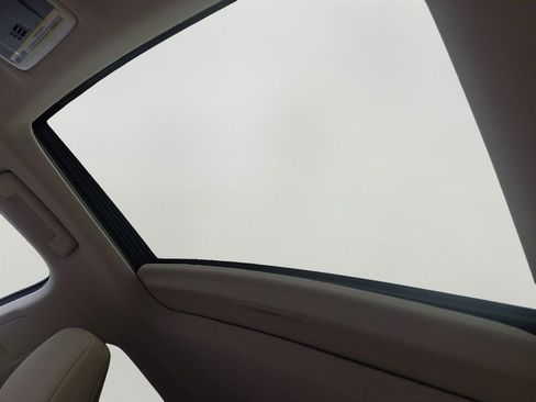 Used 2022 Lexus RX 350L Premium w/ Premium Package image 15