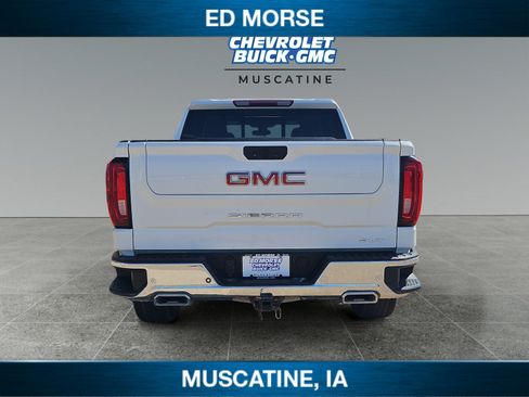 Used 2022 GMC Sierra 1500 SLT w/ SLT Premium Plus Package AWD/4WD image 4