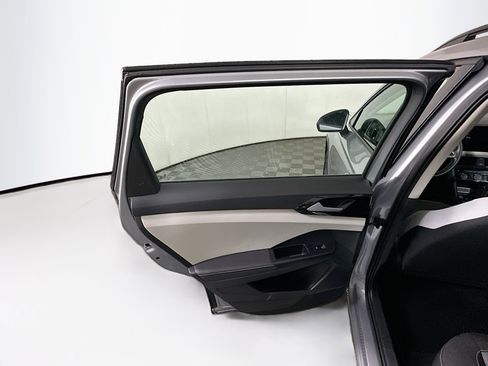 Used 2025 Volkswagen Taos S image 25