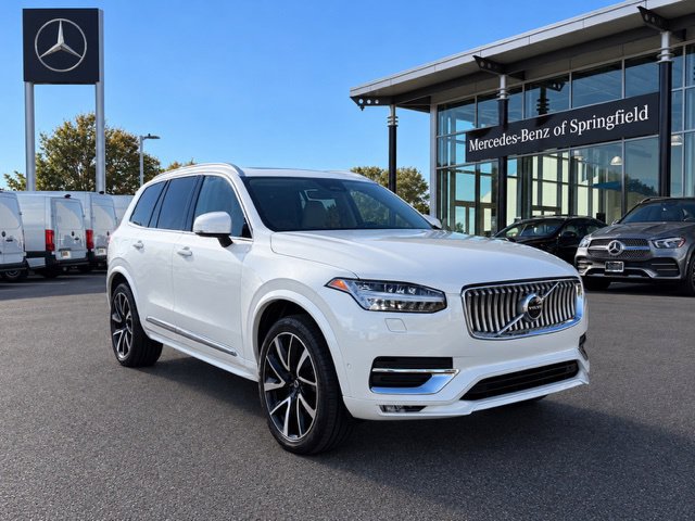 Used 2023 Volvo XC90 B6 Plus w/ Protection Package AWD/4WD image 1