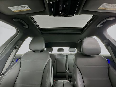 Certified 2025 Mercedes-Benz C 300 Sedan image 21