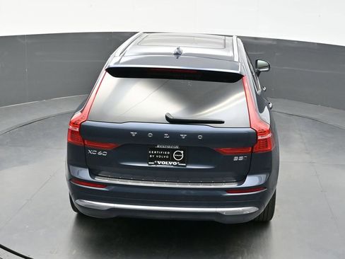 Used 2023 Volvo XC60 B5 Plus image 33