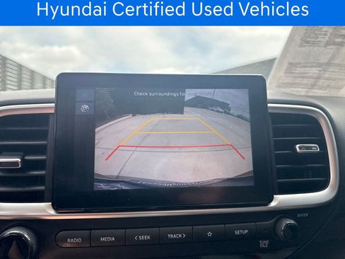 Certified 2023 Hyundai Venue SEL FWD image 24