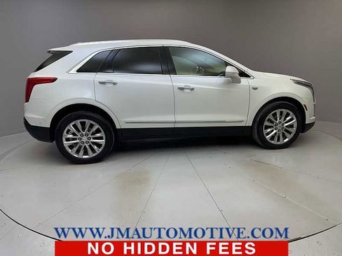 Used 2019 Cadillac XT5 Platinum image 6